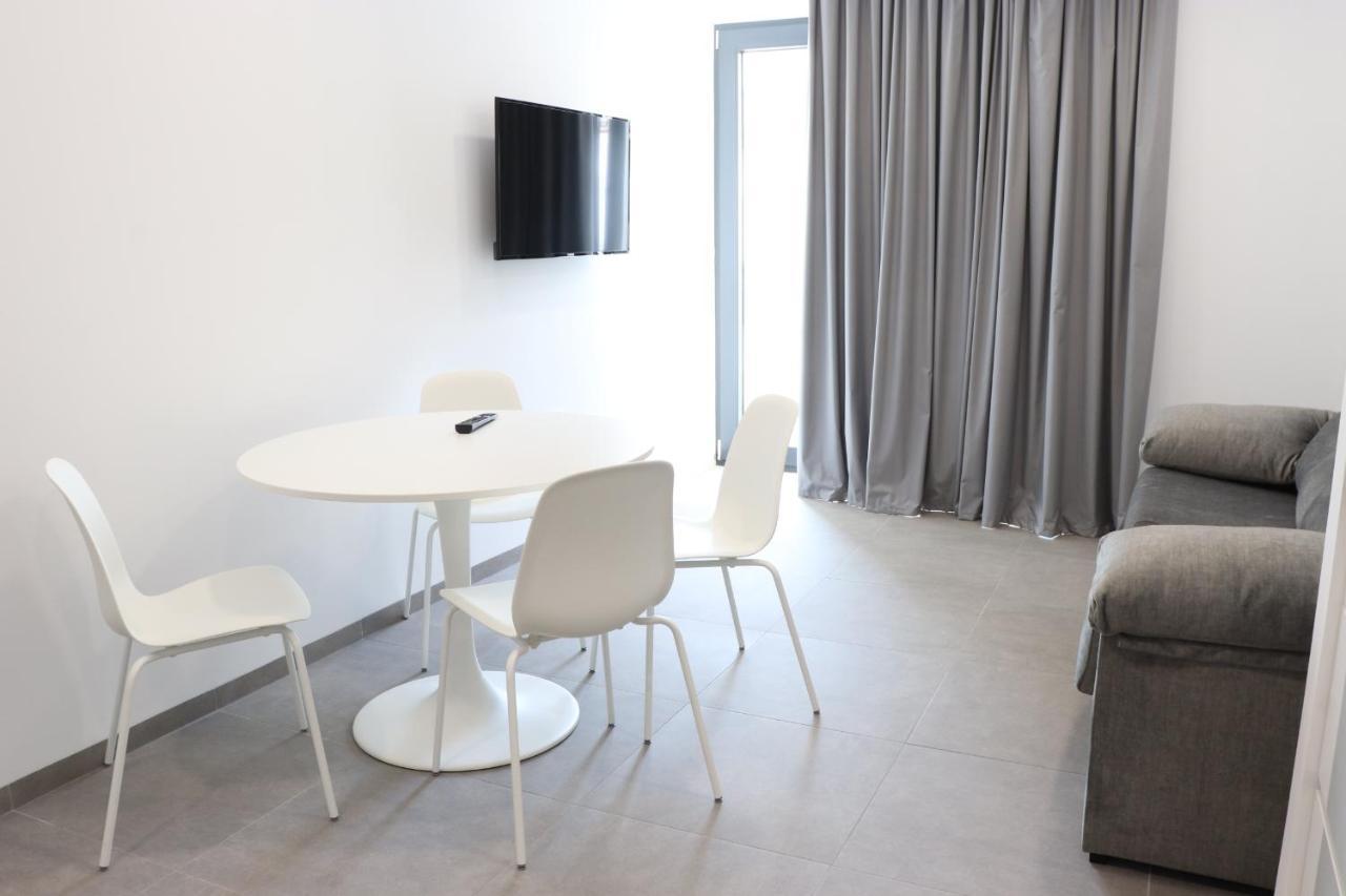 V&C Apartamentos Conil De La Frontera Exterior photo